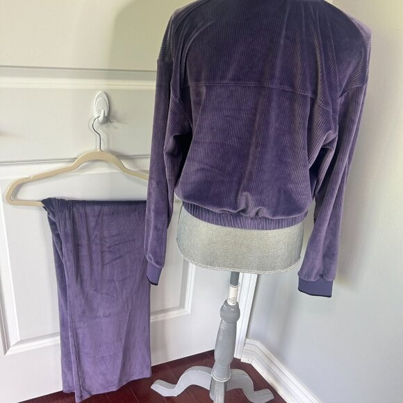 Victoria's Secret Purple Velour Ribbed Track Suit- Size S EUC - Picture 2 of 2